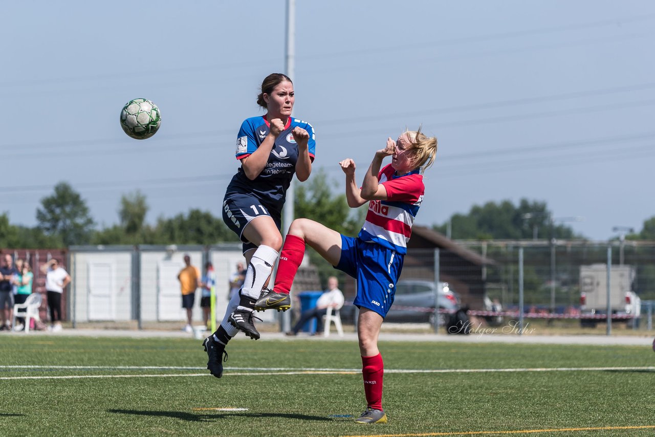 Bild 136 - wBJ Holsatia Elmshorn - VfL Pinneberg : Ergebnis: 1:4